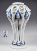 Sehr seltene Jugendstilvase, MEISSEN, Marke 1860 - 1923, 1. Wahl