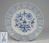 Zierteller, MEISSEN, Dekor: Zwiebelmuster.