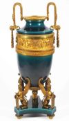 Große Prunkvase im Napoleon-III-Stil .