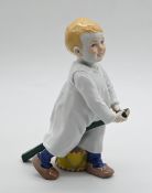 1 Porzellanfigur MEISSEN „Kind mit Stecken und Trommel“,