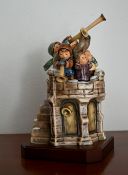 1 Hummelfigur mit Original-Karton „Turmbläser“ sehr guter Zustand, H 28 cm, Asp.