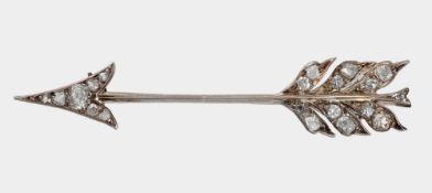 Brosche, um 1910-20, 9 K Roségold und Silber,
