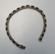 ARMBAND