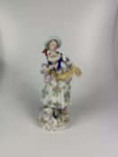 Neapel Porzellanfigur Frau mit Blumenkorb Nr. 36