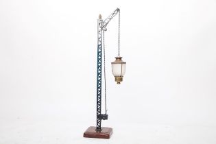 Märklin, 2437 Kandelaber mit Kettenaufzug. Katalog nur 1925, selten H44cm Z1-2