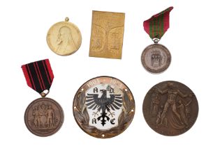 A COLLECTION OF MEDALS AND MEDALLIONS