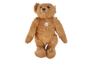 A STEIFF CLASSIC MOHAIR TEDDY BEAR