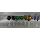 Glas und Kristallglas Konvolut 17 Gläser, darunter 13 farbige Römergläser und weiteres