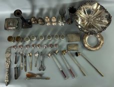 Versilbertes großes Konvolut, Tranchiermesser, Schatullen, Henkelschale u. v. m.
