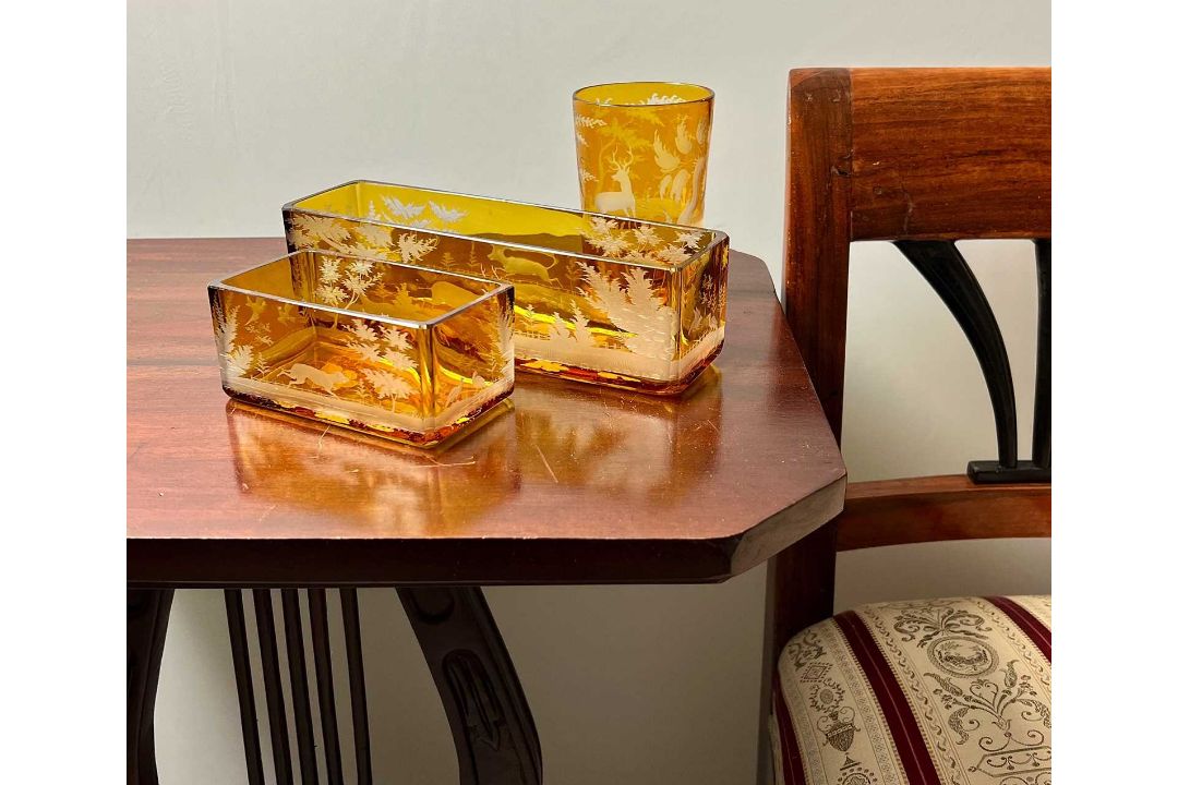 Böhmisches Glas, 3 teiliges Set mit Jagdmotiven, Bernstein Farben Amber - Bild 2 aus 4