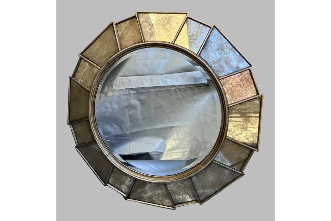 Großer Designer Wandspiegel, runde Form mit facettiertem Spiegelglas, wohl vintage USA - Bild 1 aus 4