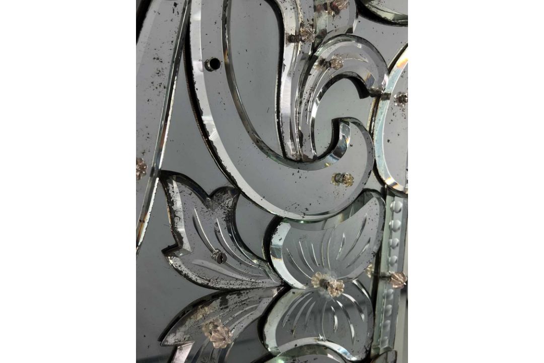 Venezianischer Spiegel, wohl 19. Jahrhundert, Wandspiegel ca. 118x63cm - Bild 4 aus 7