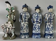 Asiatika Konvolut 4 Figuren Keramik oder Porzellan, wohl China 20. Jahrhundert
