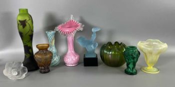Glasvasen Konvolut, darunter Lalique France, Art Déco, nach Émile Gallé Jugendstil Stil