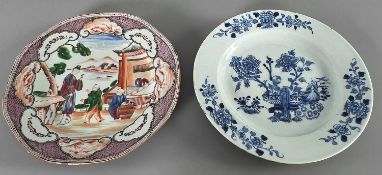 Asiatika zwei Porzellan Teller wohl China, wohl Qing Dynastie, 18./19. Jahrhundert