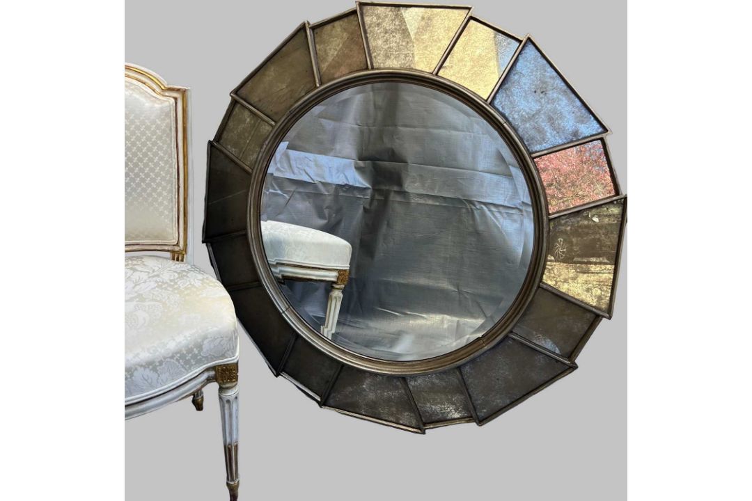Großer Designer Wandspiegel, runde Form mit facettiertem Spiegelglas, wohl vintage USA - Bild 2 aus 4
