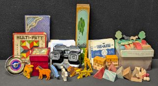 Toys & Juvenalia - A View-Master stereoscope, boxed, with 40 reels; others, a Progress gyroscope