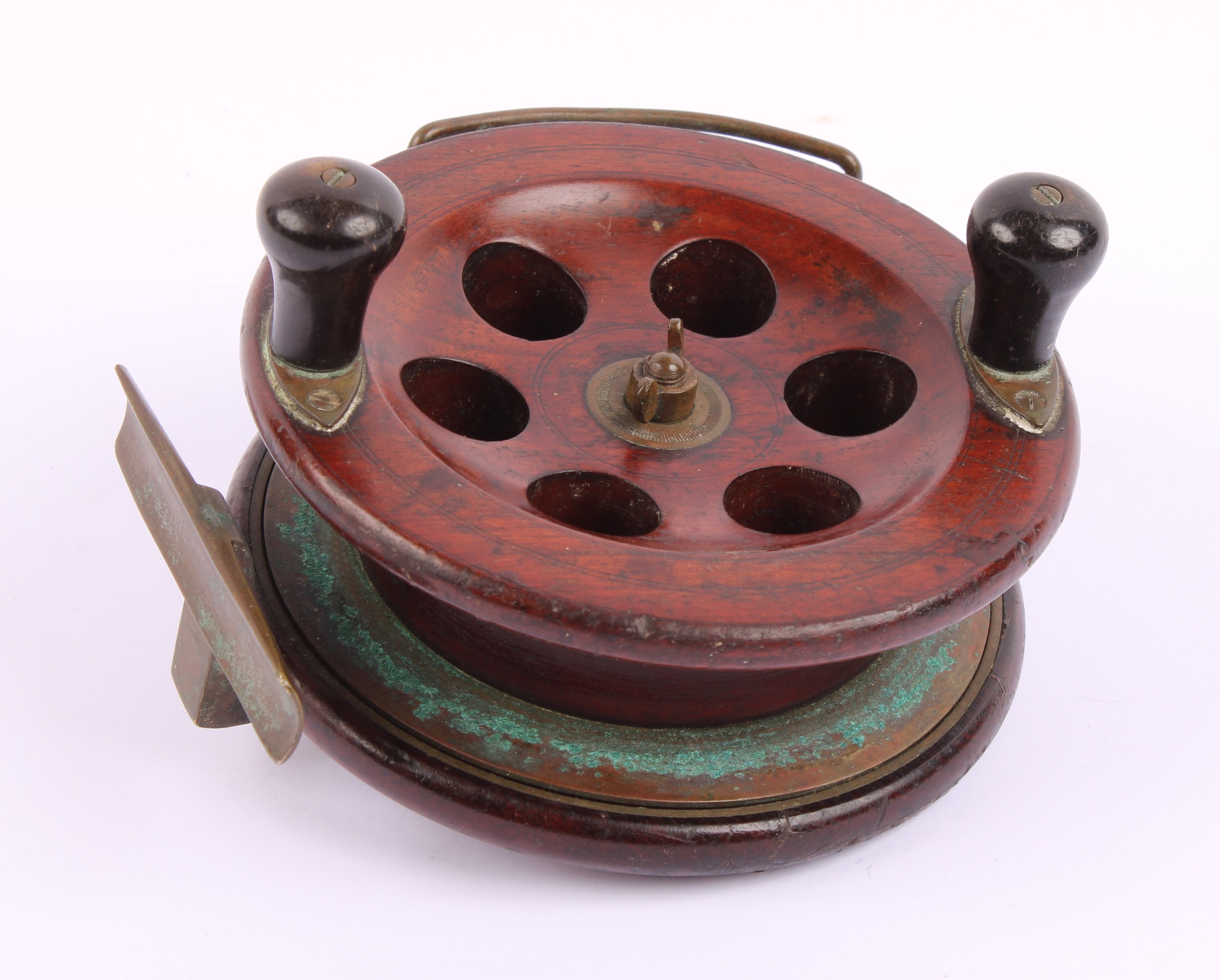 Angling - an early 20th century Heaton Sun Patent brass mounted mahogany 5" star-back fishing - Image 3 of 4