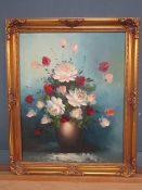Gilt framed oil on canvas of floral display, apprx 59.5 cm x 49.5cm