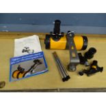 Short tube catadioptric telescope with accessories