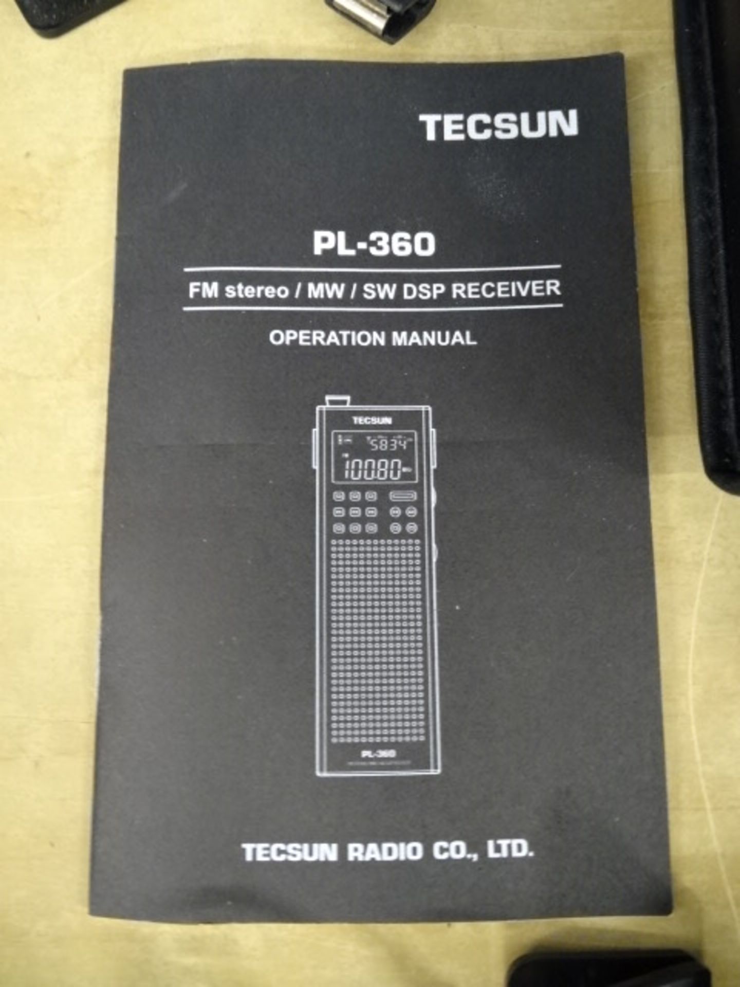 Tecsun PL-360 portable radio, Tecsun PL-380 portable radio and Xhdata D-808 portable radio, all from - Image 3 of 9