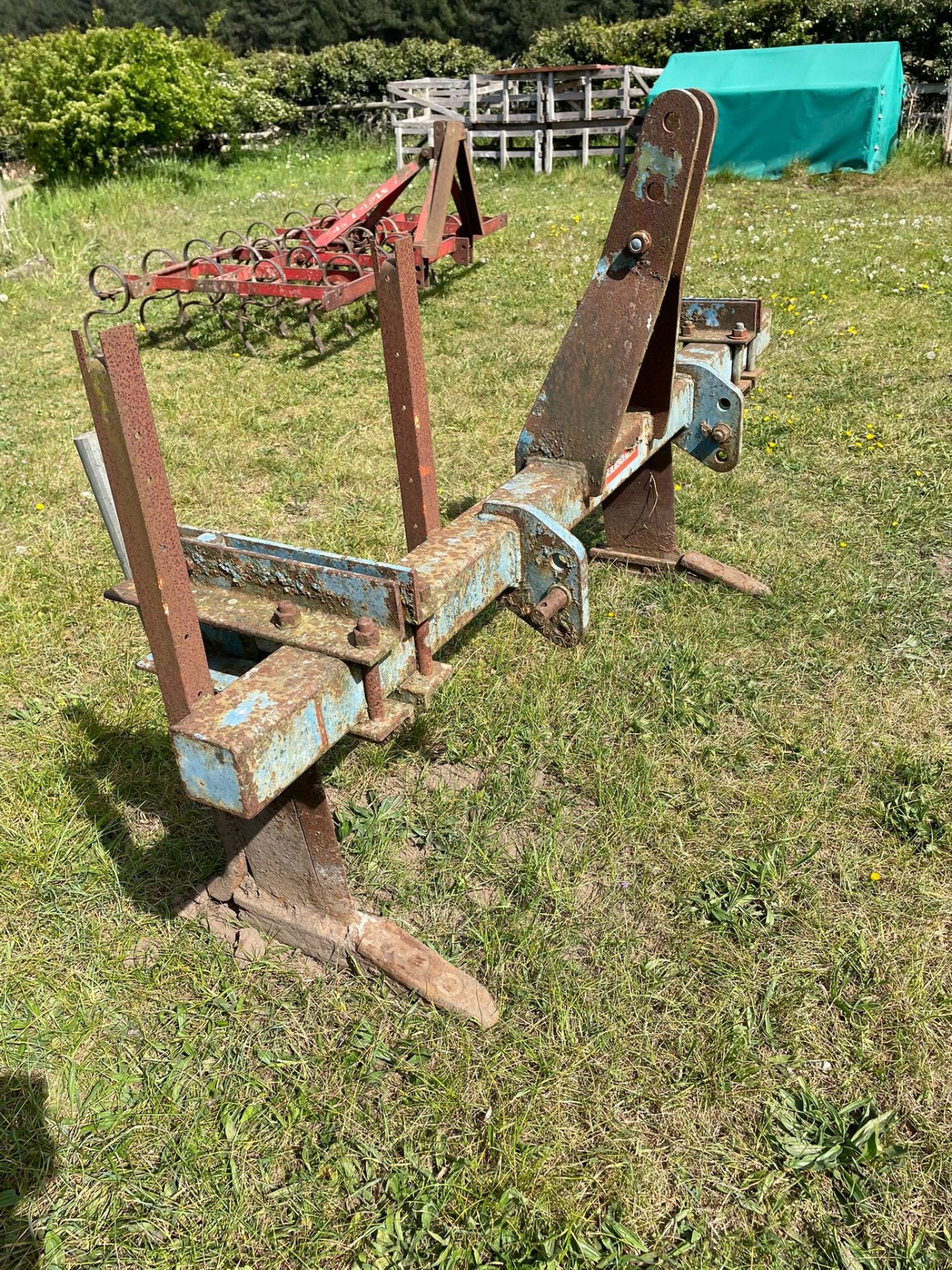 2 leg Ransomes Subsoiler - Image 2 of 2