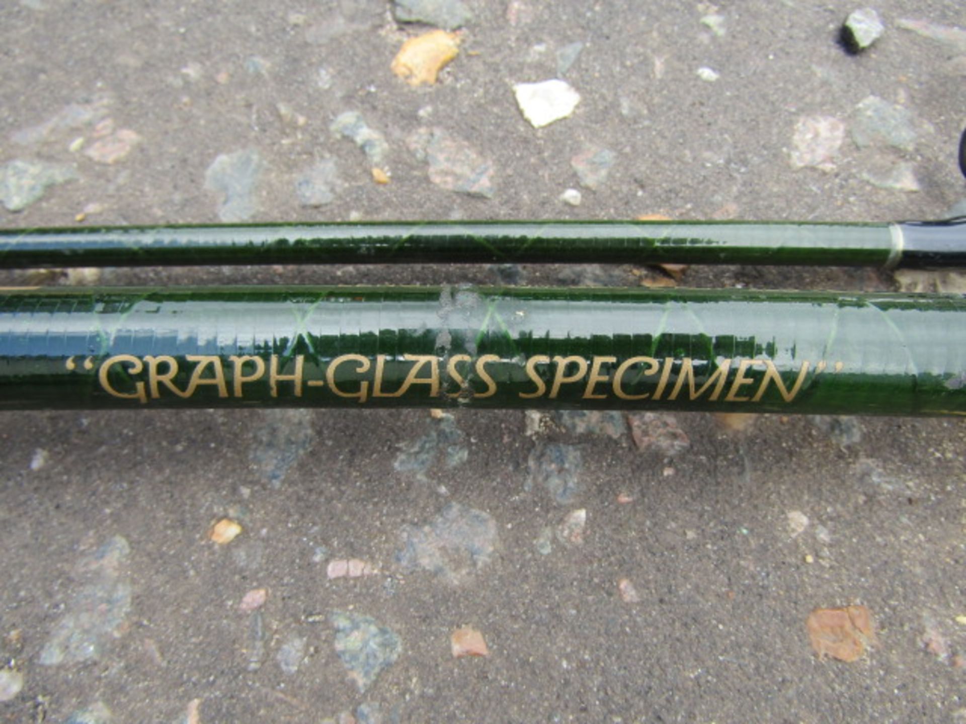 2 carbon fishing rods with reels - Image 3 of 6