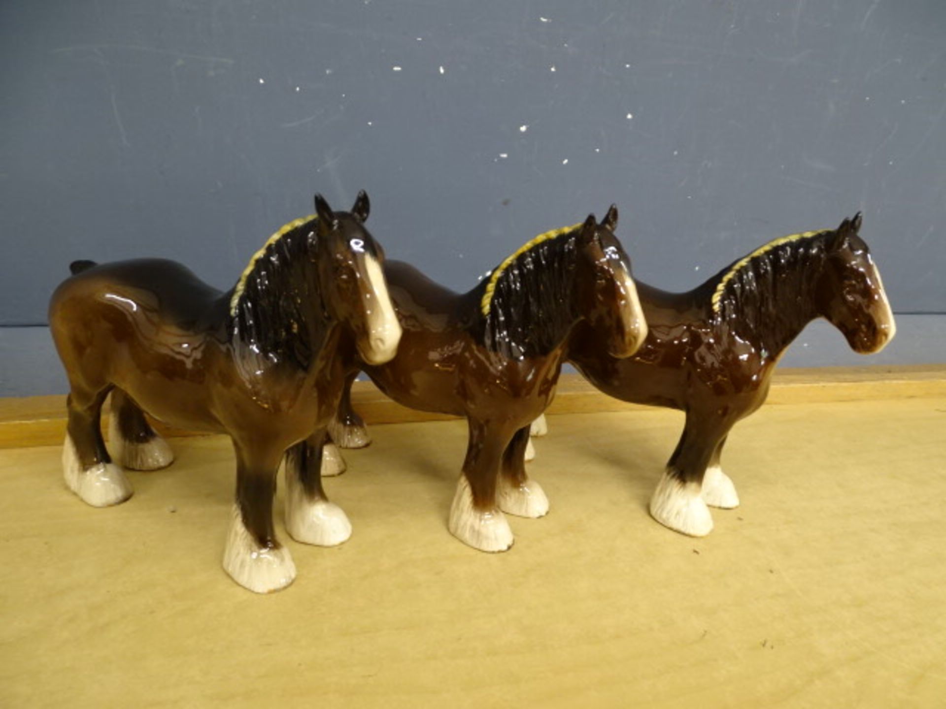 5 Beswick Shire horses H21cm approx (2 Are in need of repair as pictured)