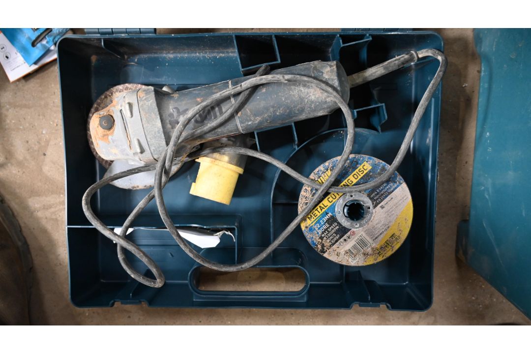 Bosch Angle Grinder 110v