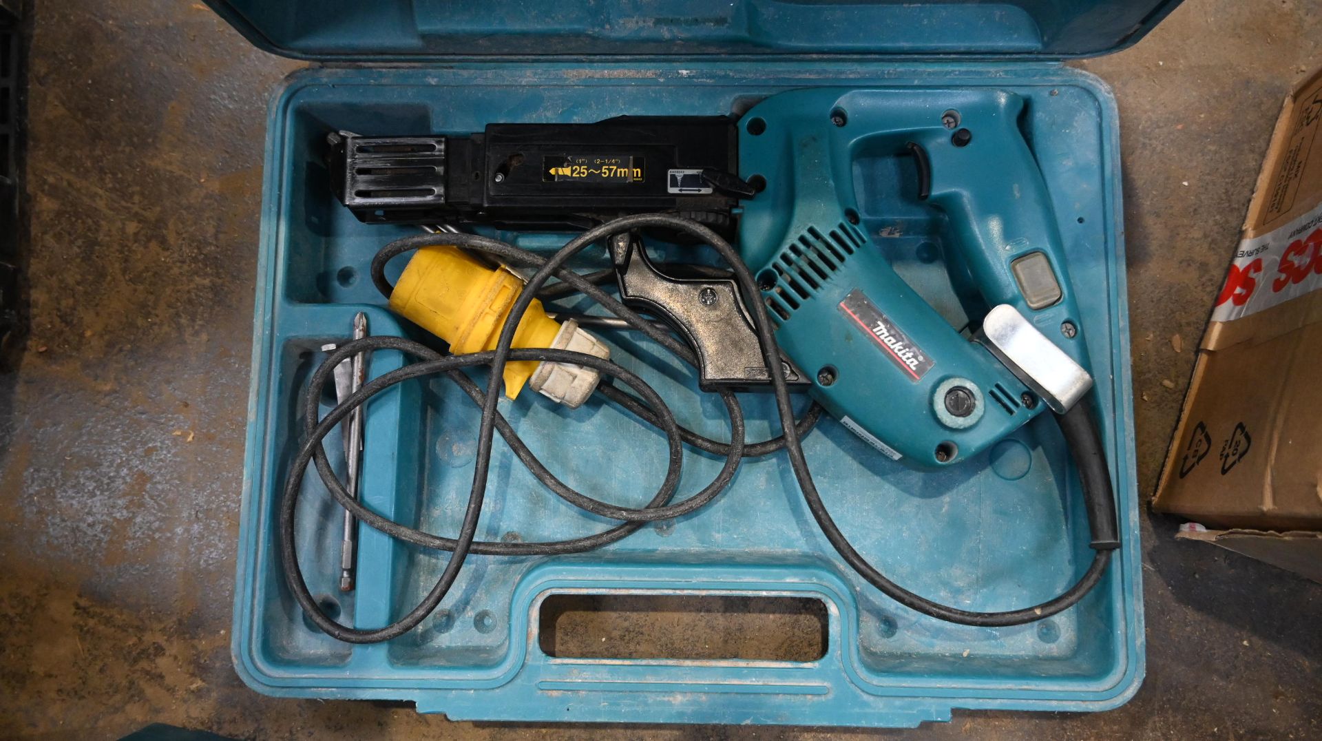 Makita nail gun 110v