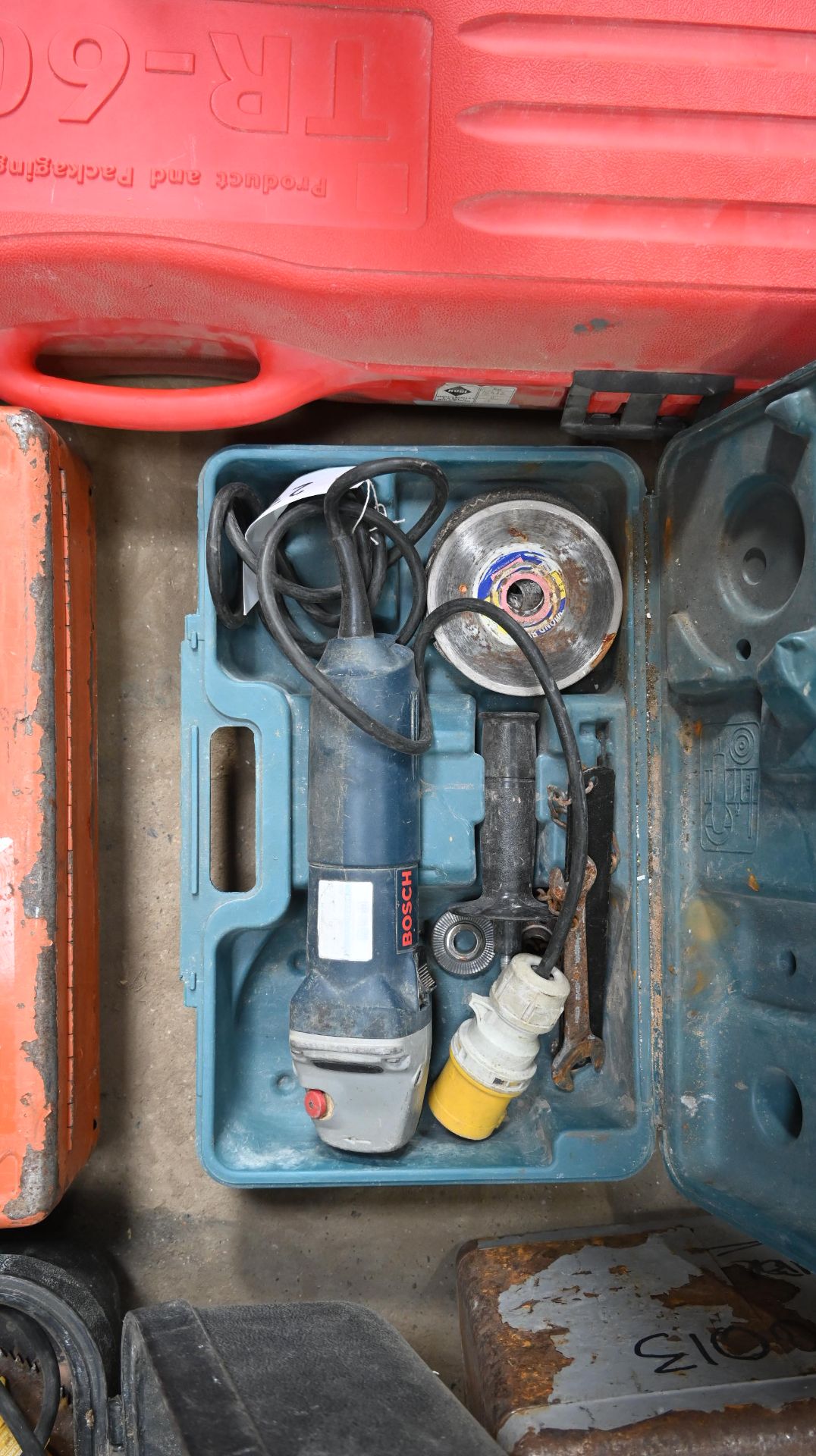 Makita angle grinder 110v