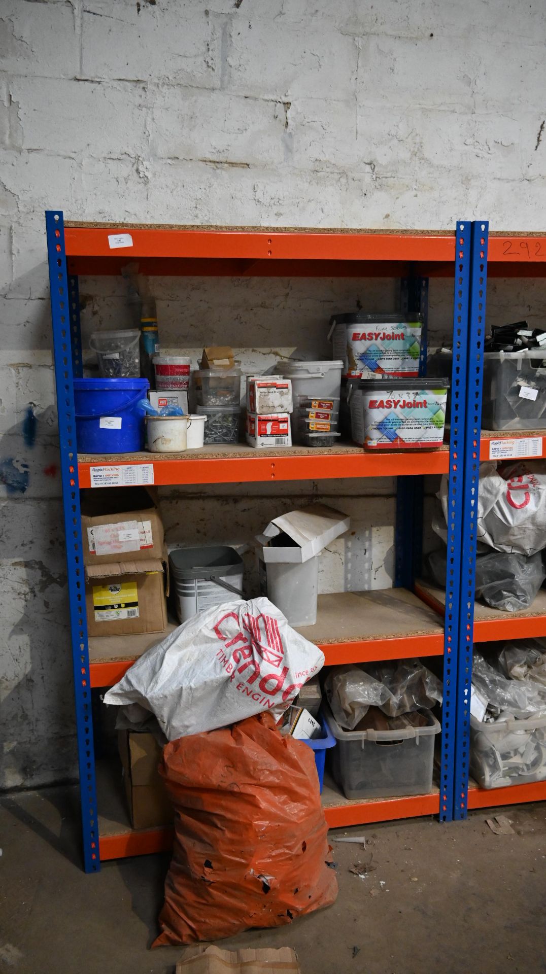 Shelving unit