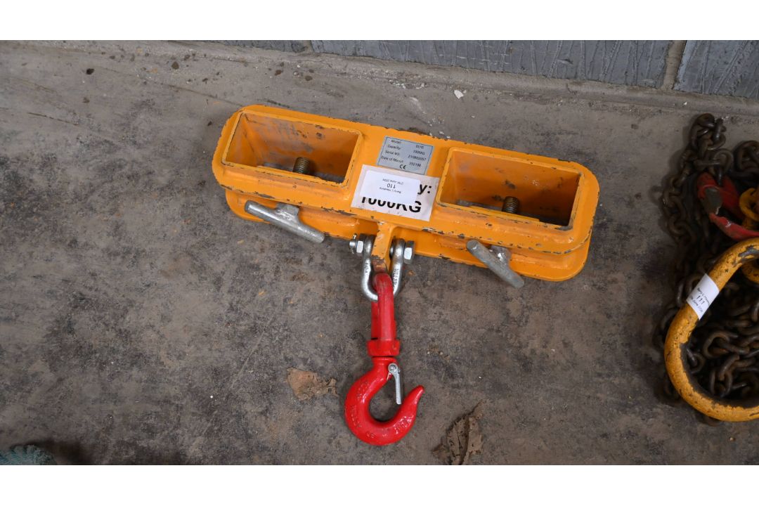 1000kg forklift hook