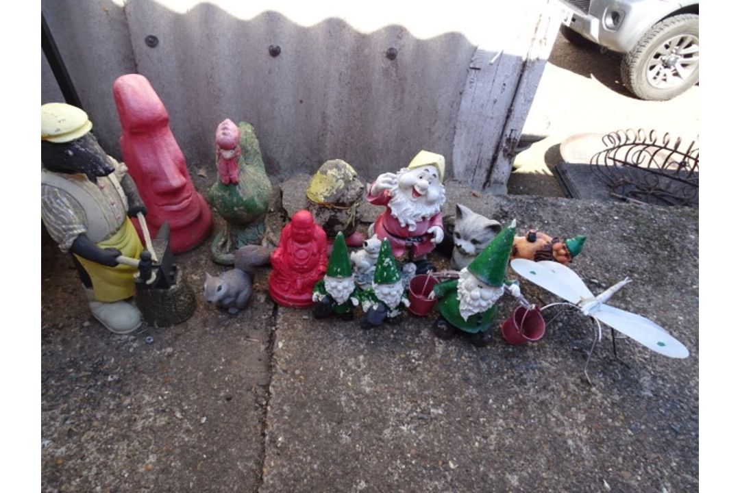 Assortment of Garden Ornaments - Image 2 of 4