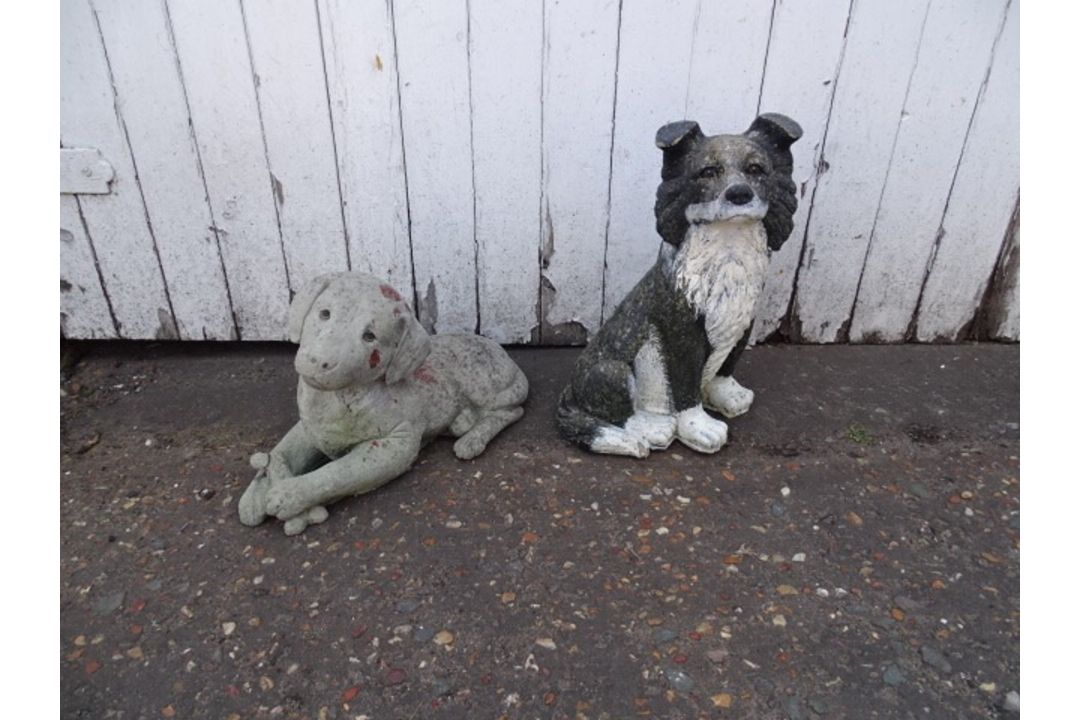 2 Dog Garden Ornaments - Image 1 of 3