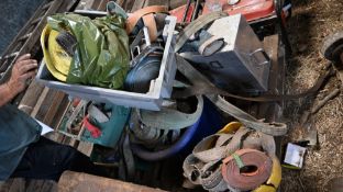Ratchet straps and belts