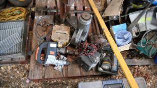Various hand tools & hydraulic jack