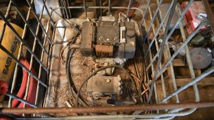 Water pump, petrol driven in IBC frame