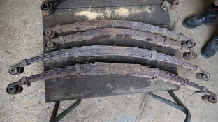 Set of 109 springs a/f