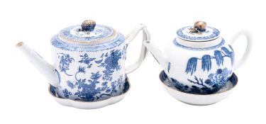 A Chinese export blue and white porcelain circular teapot, cover and stand,
