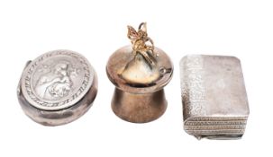 An Elizabeth II parcel gilt silver tooth fairy box, in original box, by Carrs of Sheffield 2007,