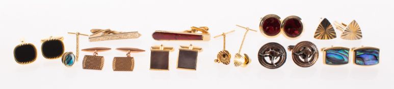 A quantity of cufflink's, (mainly costume jewellery),