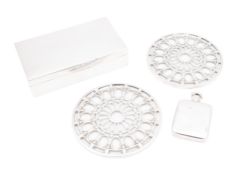 An Elizabeth II silver cigarette box, plain rectangular with a cedarwood lining, by S.