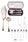 Mixed silver flatware, to include a fish slice, a teaspoon, a pair of sugar tongs,