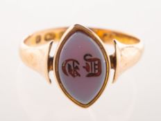 A 15ct gold Victorian sardonyx signet ring,