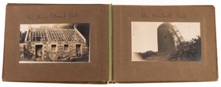 A collection of 20th Century and later postcards.