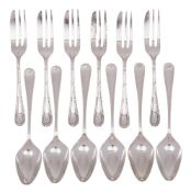 A George V set of six silver pastry/ cake forks, Ribbon & Reed pattern, by Viner's Ltd,