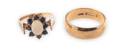Two 9ct gold rings, including a 9ct gold cluster ring,