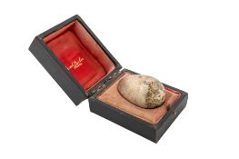 By Stuart Devlin:- A late 20th century cased silver-gilt 