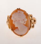 A 9ct gold cameo ring, claw set with a carved cameo depicting a fine lady,